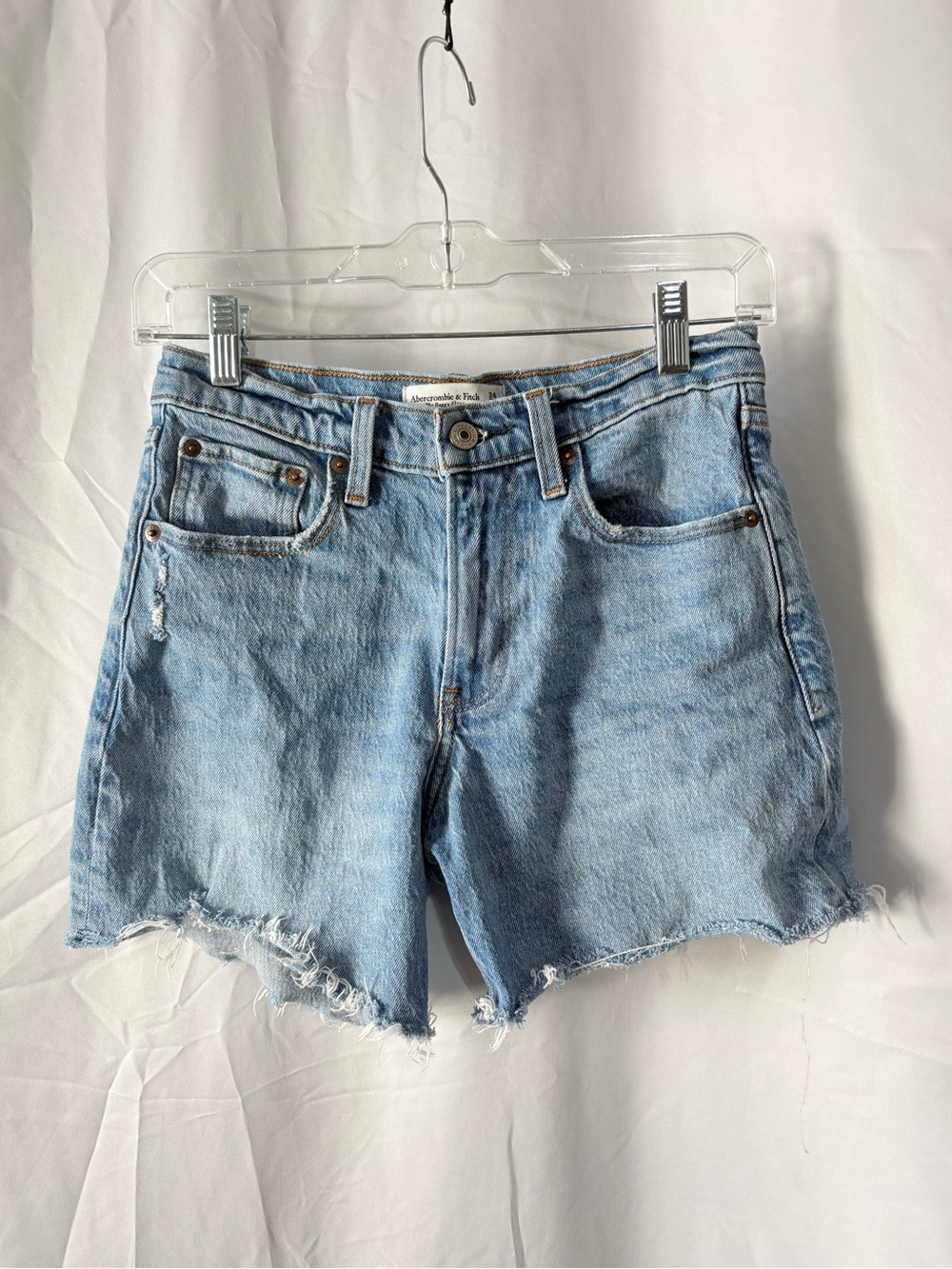 Abercrombie & Fitch Baggy Mid-Rise Short size 24